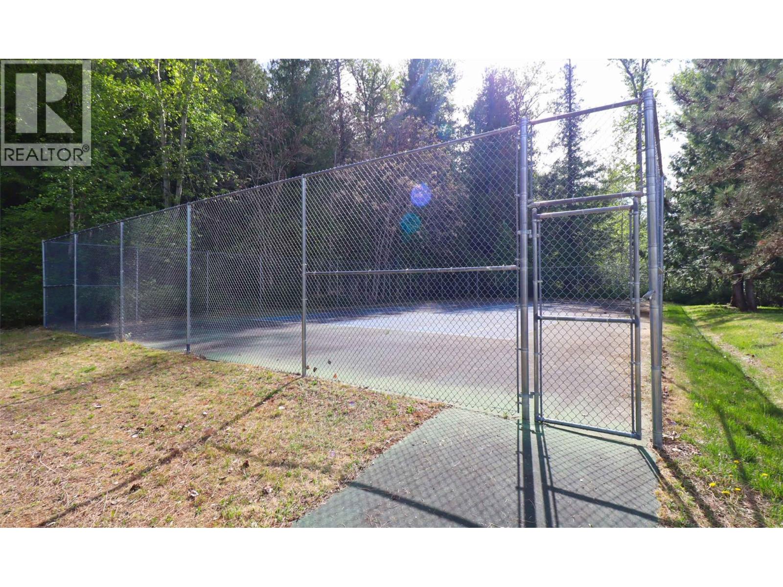 6884 Squilax-Anglemont Road - 94