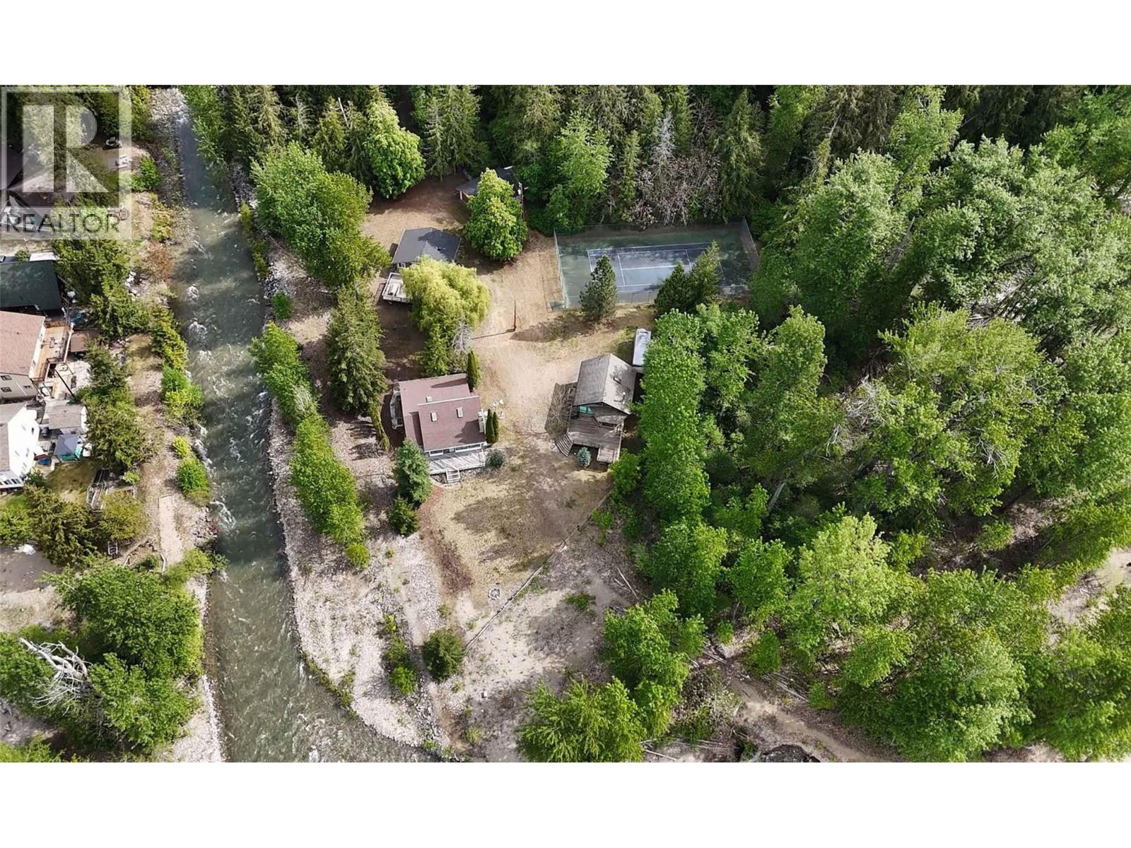 6884 Squilax-Anglemont Road - 99