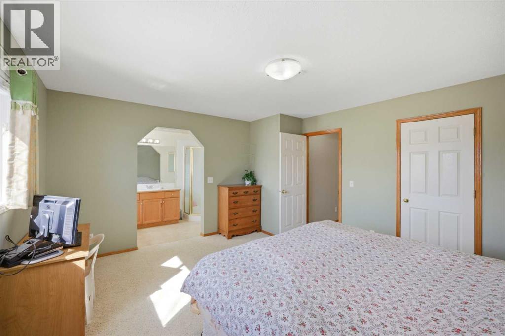 39 Saddlemont Close NE - 19