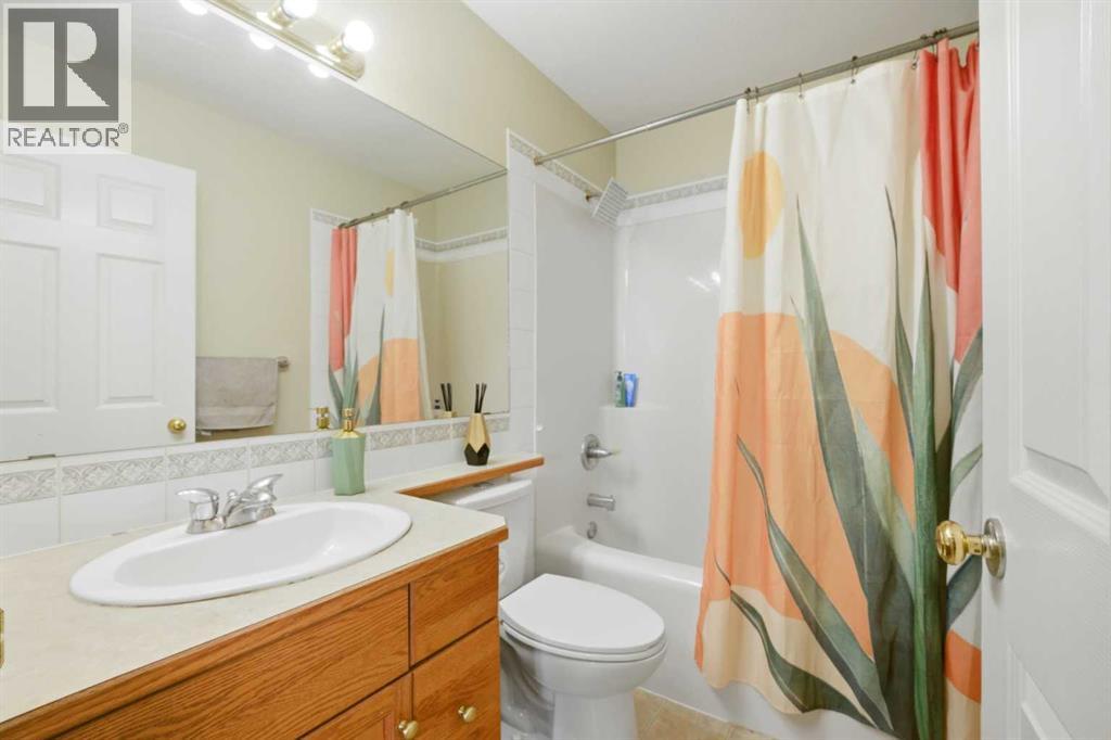39 Saddlemont Close NE - 16