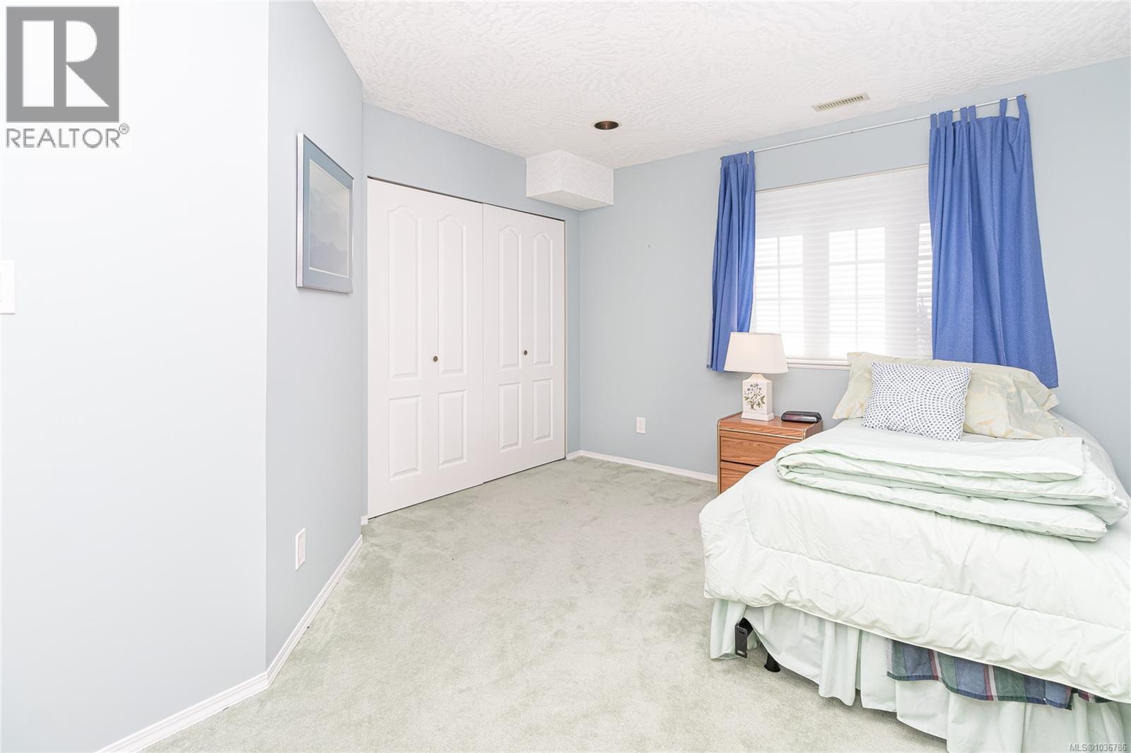 89 Marine Dr - 27