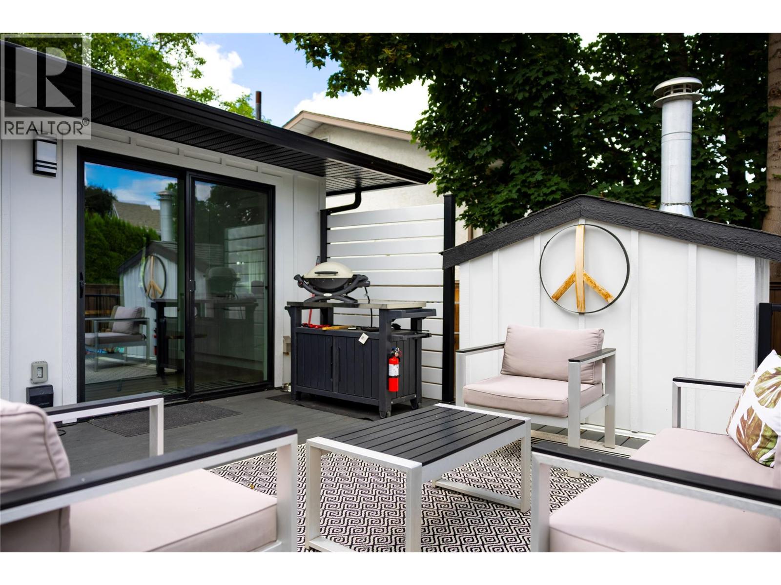4265 Lakeshore Road, Kelowna