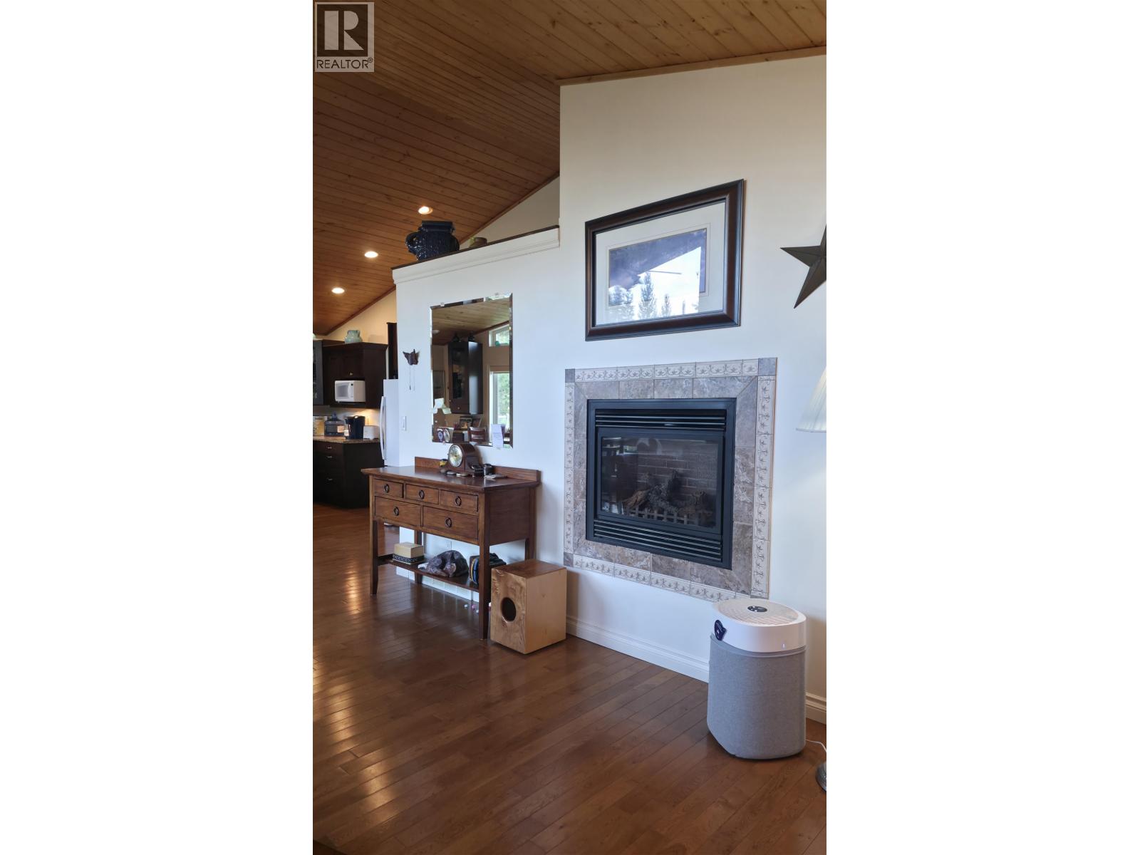 5328 KALLUM DRIVE - 16