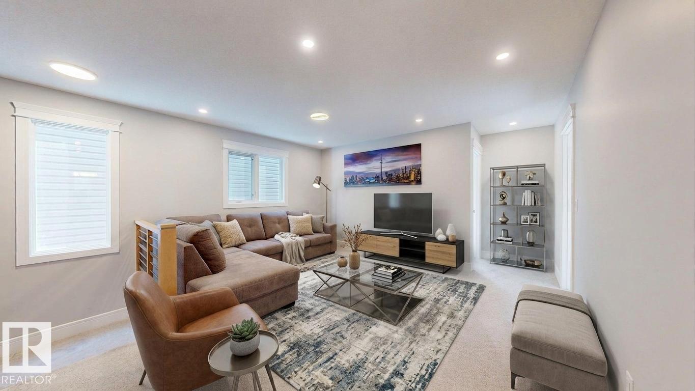 2112 208 ST NW - 18
