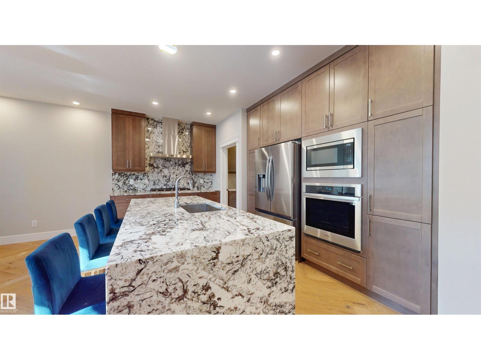 2112 208 ST NW - 8