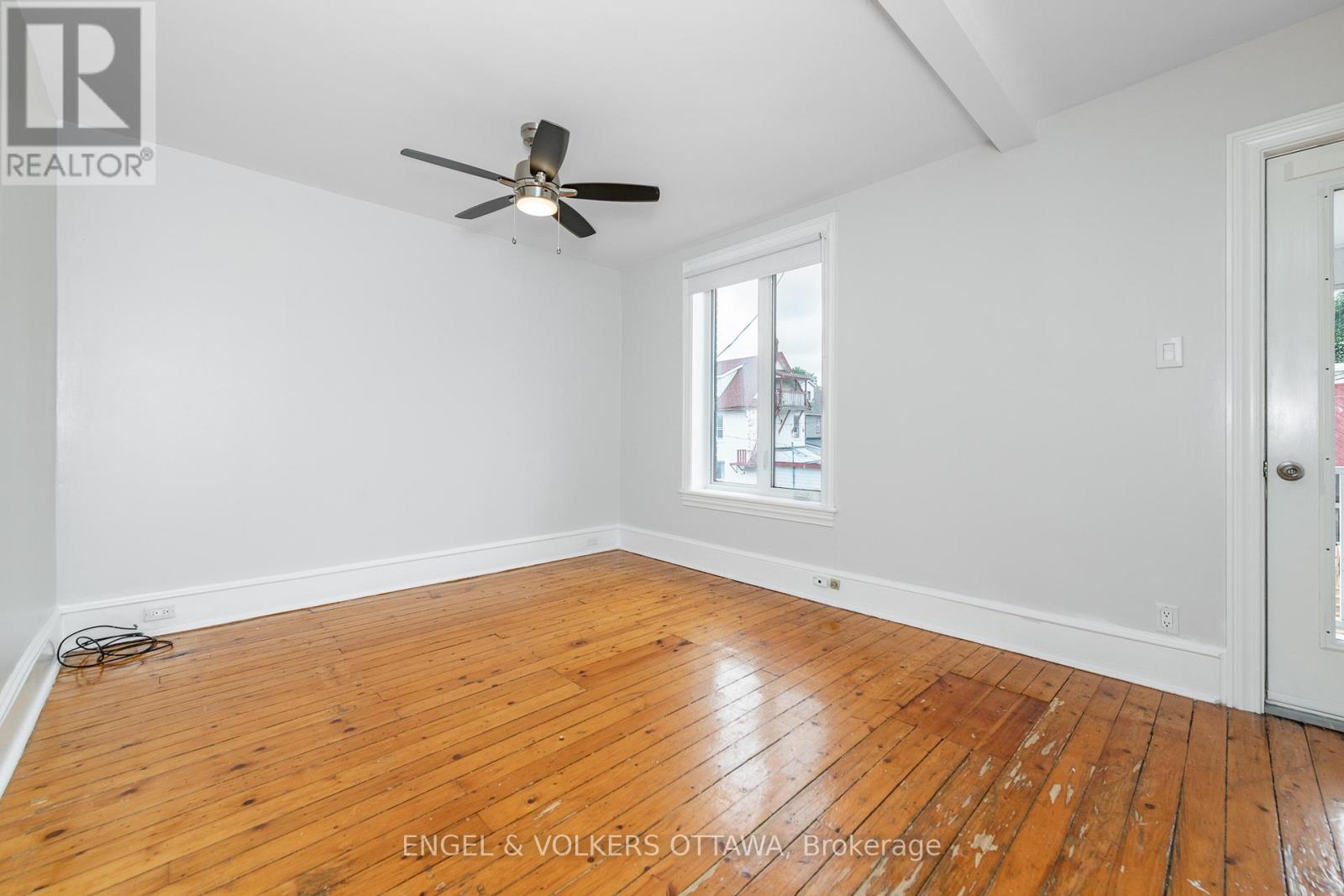 230 PERCY STREET - 6