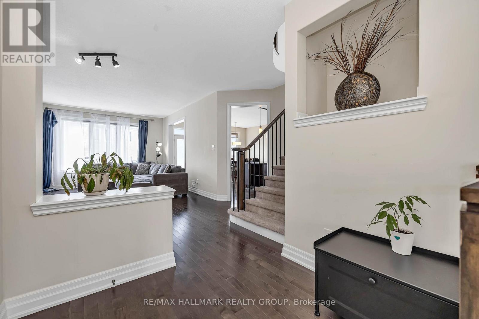 3718 RIVERBREEZE STREET - 21