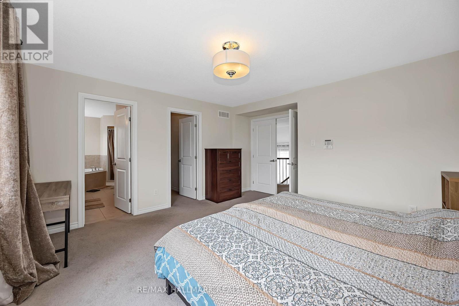 3718 RIVERBREEZE STREET - 28