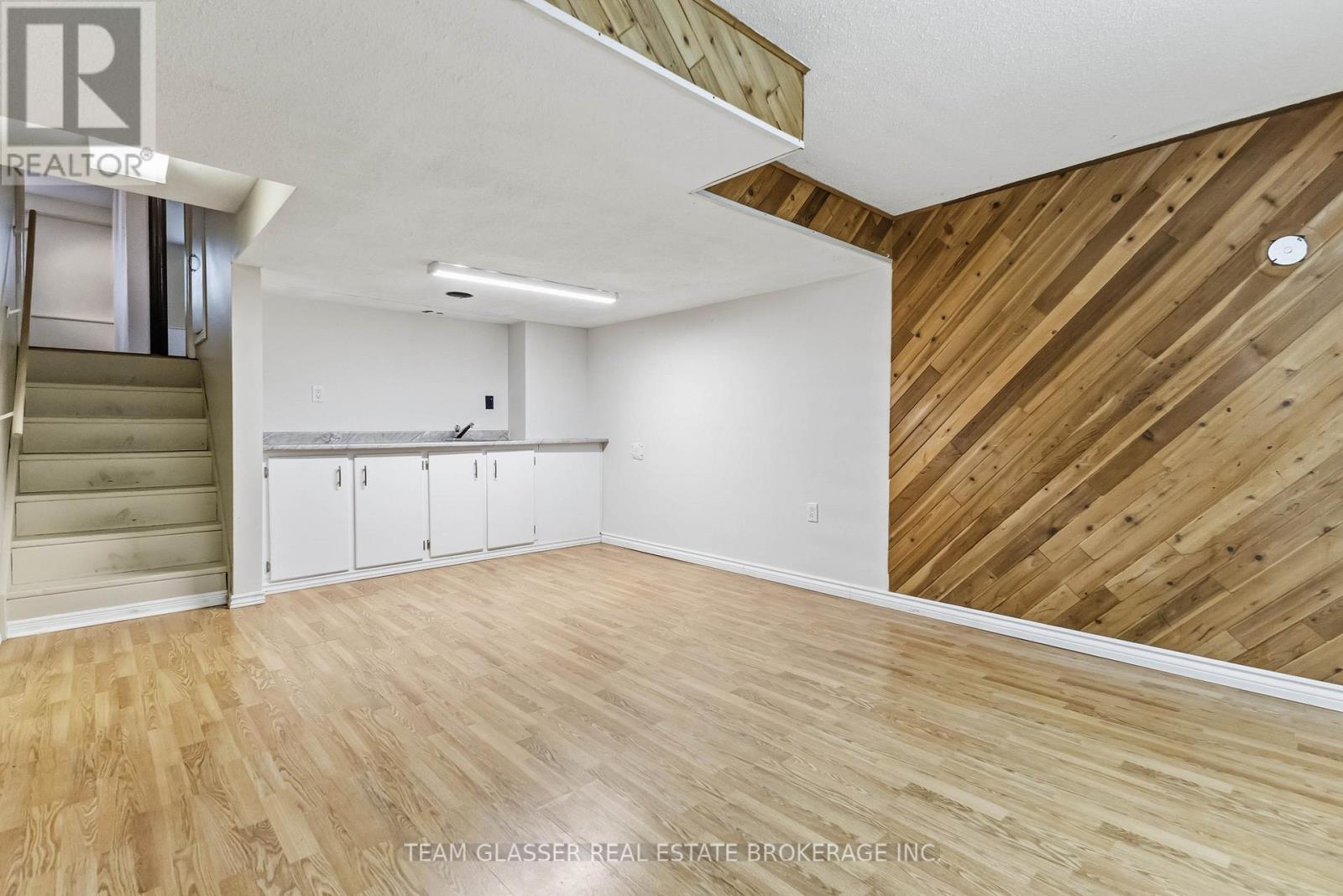 21 GOODMAN DRIVE - 37