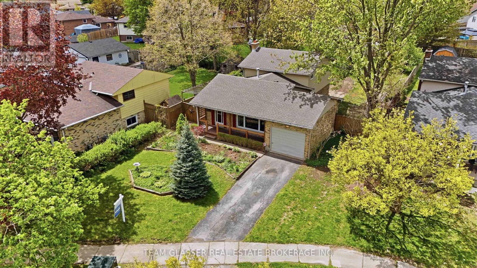 21 GOODMAN DRIVE - 4