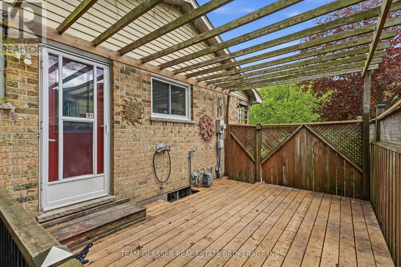 21 GOODMAN DRIVE - 45