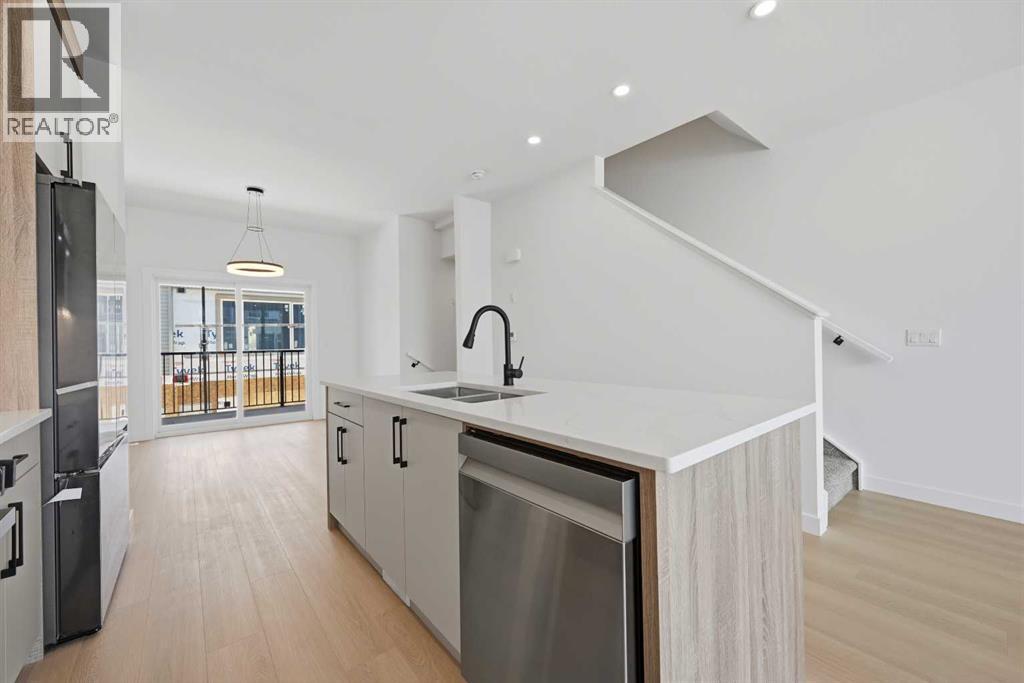 8814 48 Street NE - 22