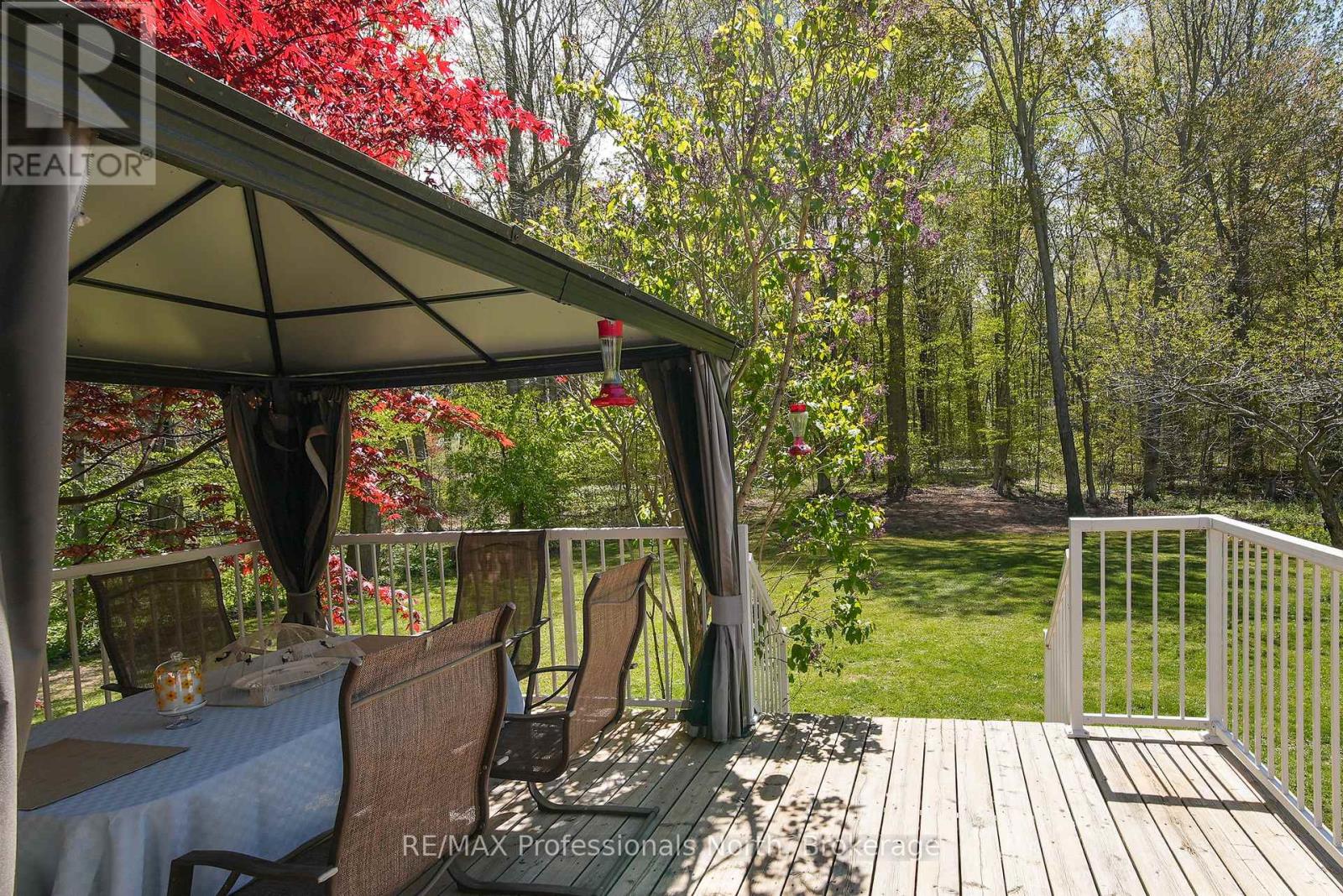 9883 GRAHAM ROAD - 32