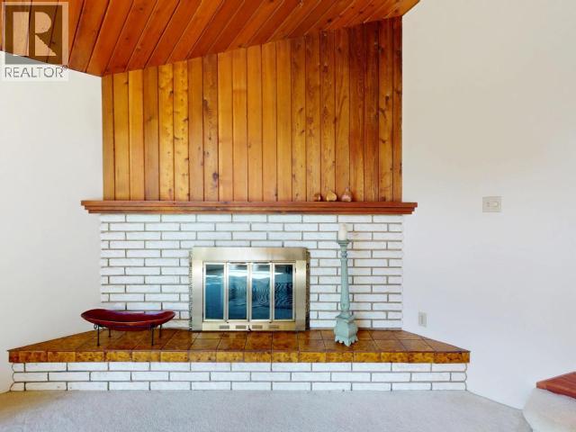 2241 ROBERTS ROAD - 29