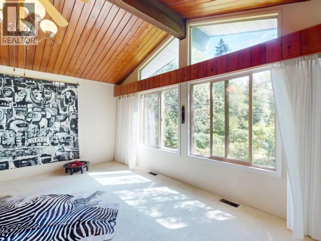 2241 ROBERTS ROAD - 28