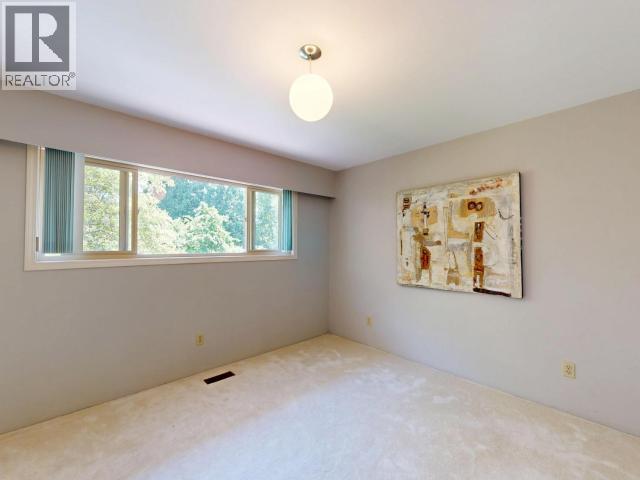 2241 ROBERTS ROAD - 46