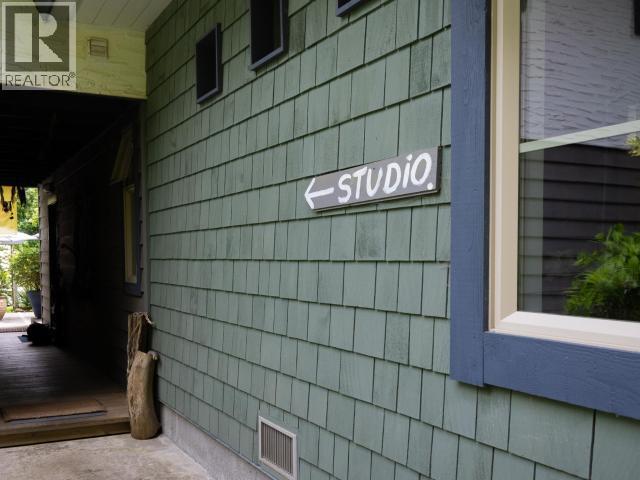 2241 ROBERTS ROAD - 55