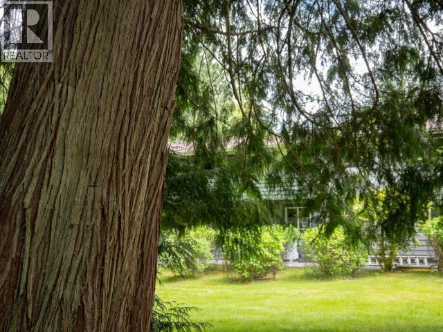 2241 ROBERTS ROAD, Powell River