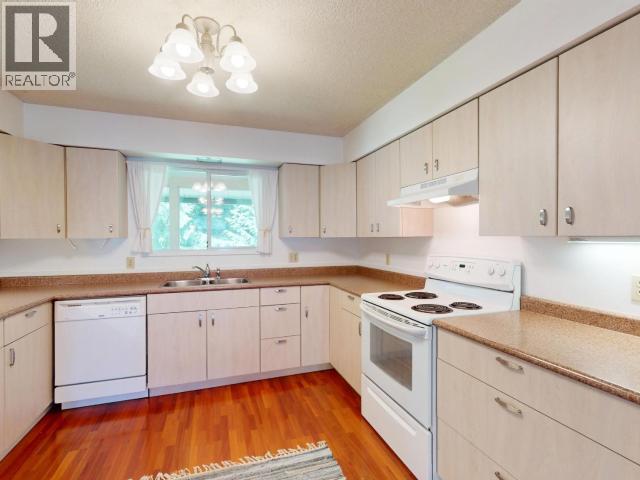 2241 ROBERTS ROAD, Powell River