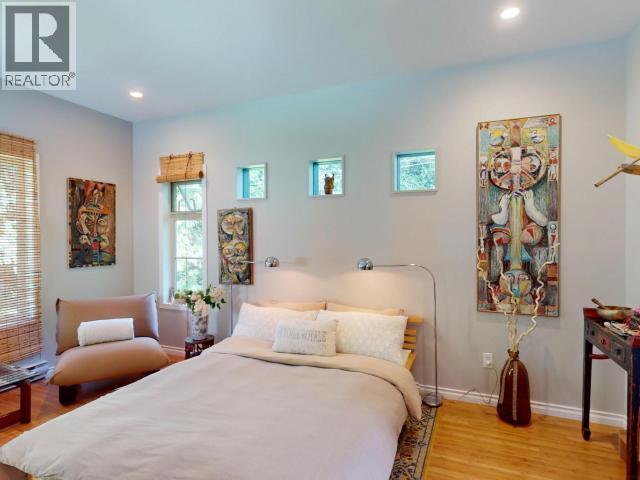 2241 ROBERTS ROAD - 70