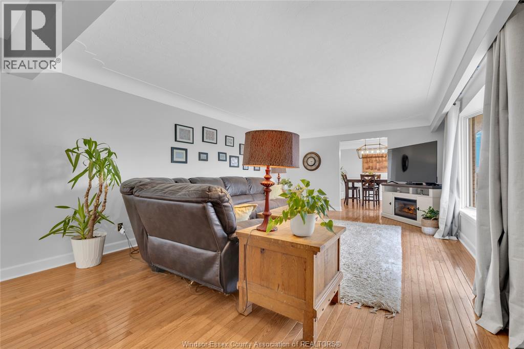 54 MERSEA ROAD 12 - 12