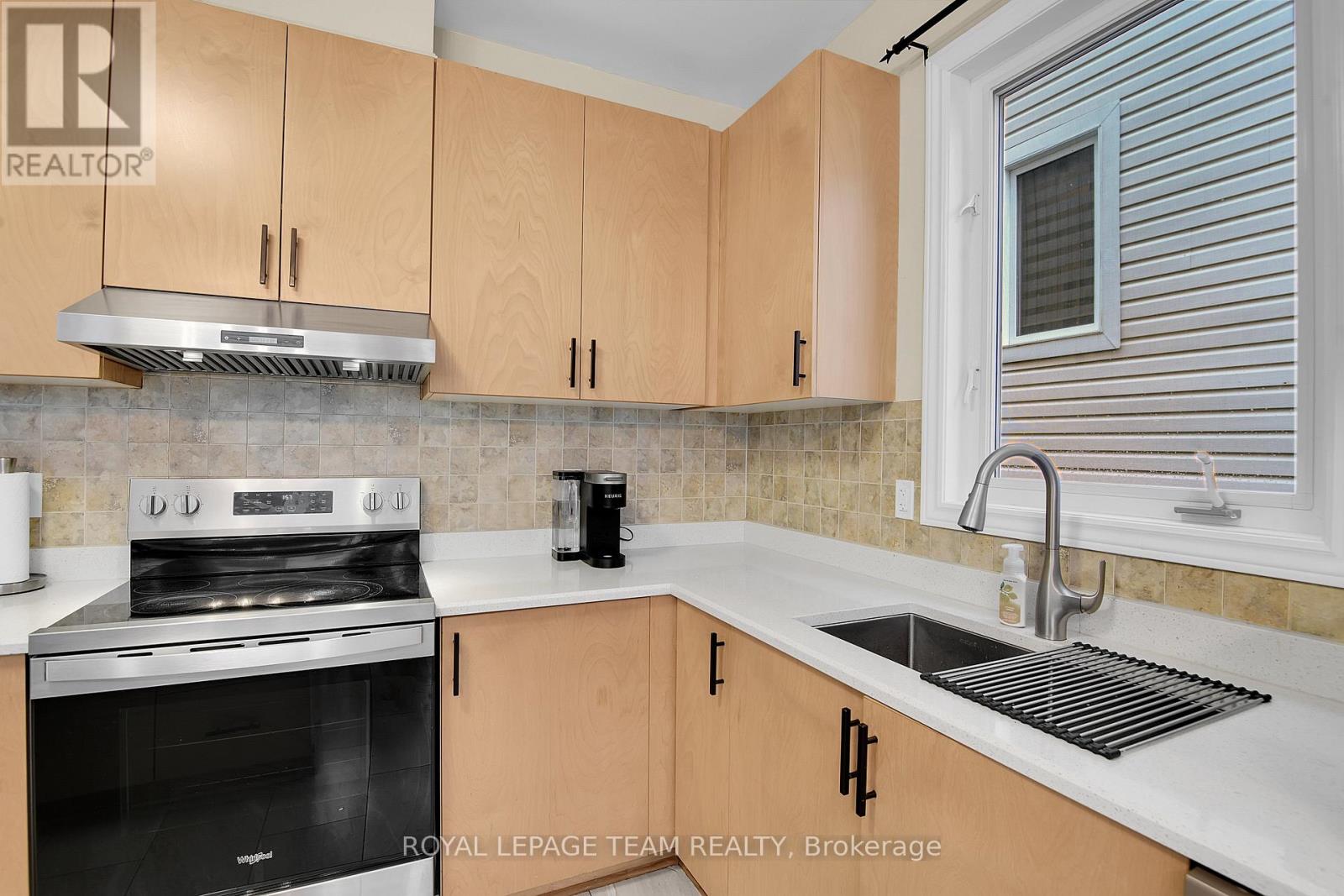 302 RIVER LANDING AVENUE - 12