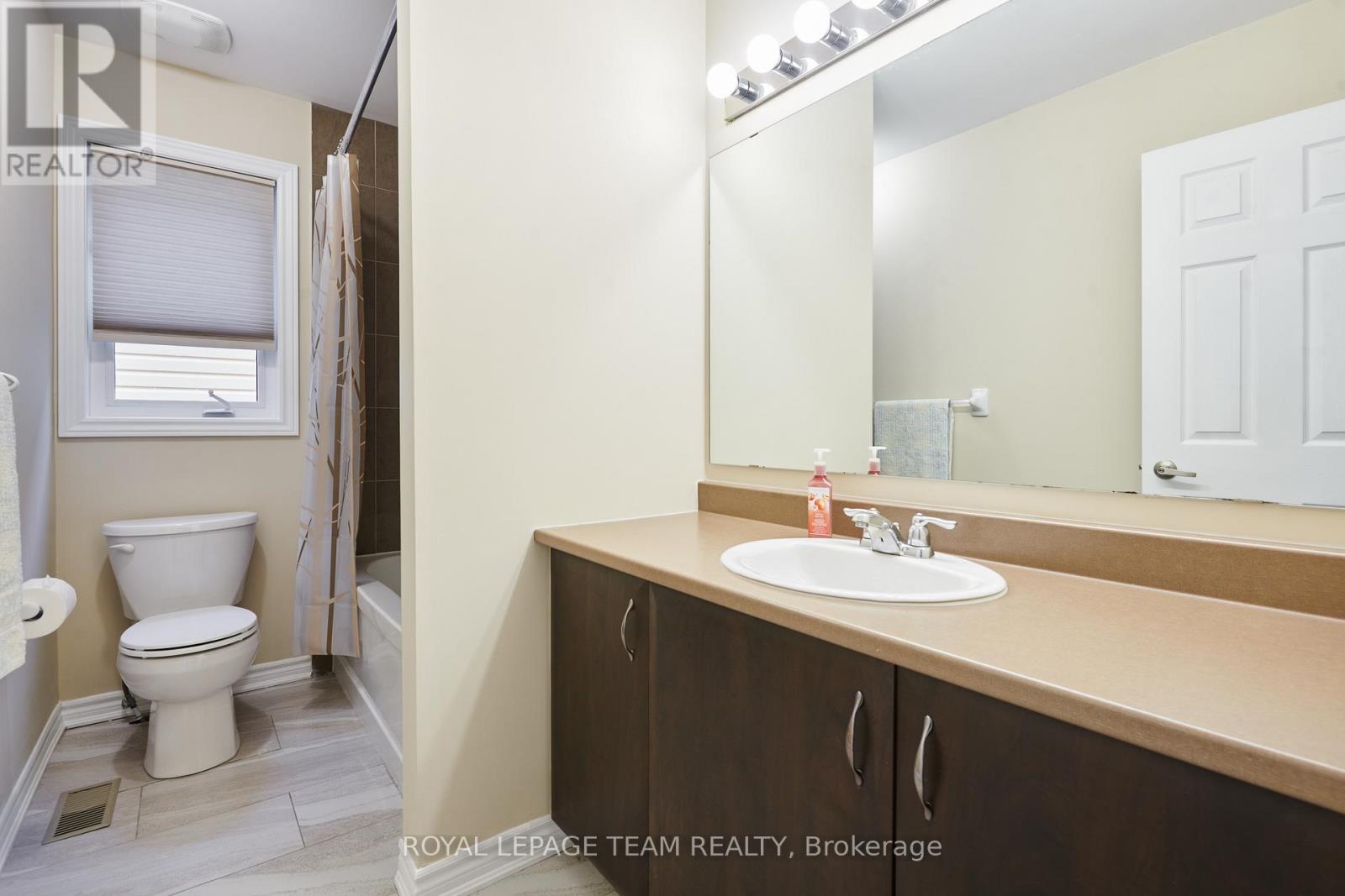 302 RIVER LANDING AVENUE - 22