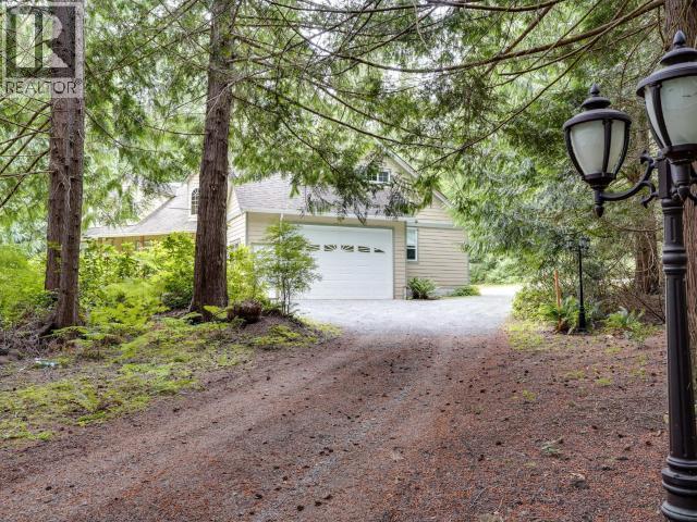 3067 SOUTHILL ROAD, Powell River