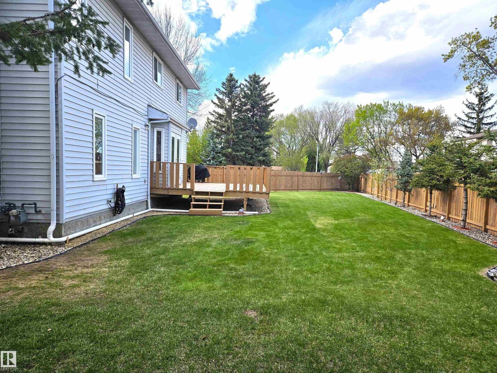 2433 89 ST NW - 51
