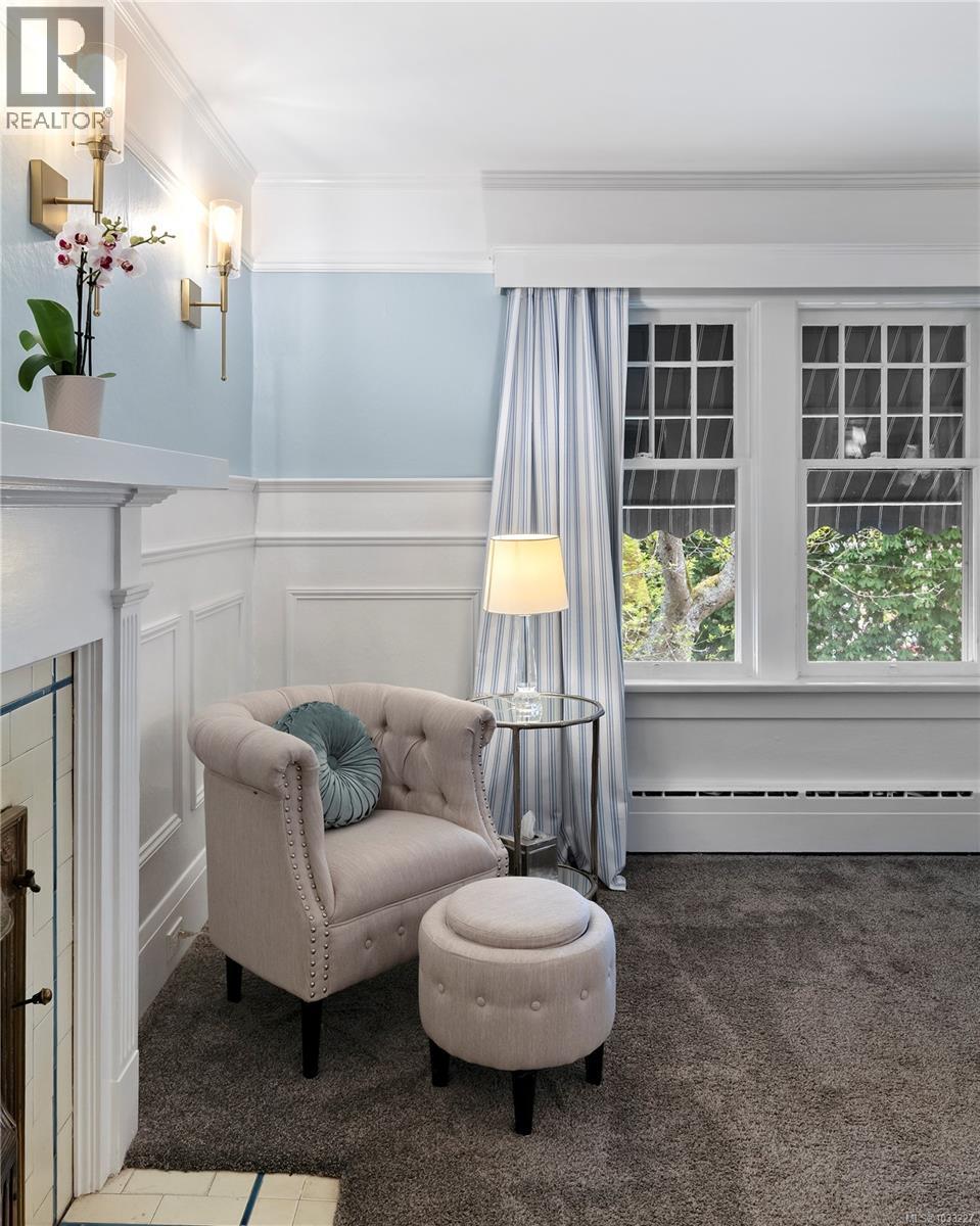 1069 Joan Cres - 27