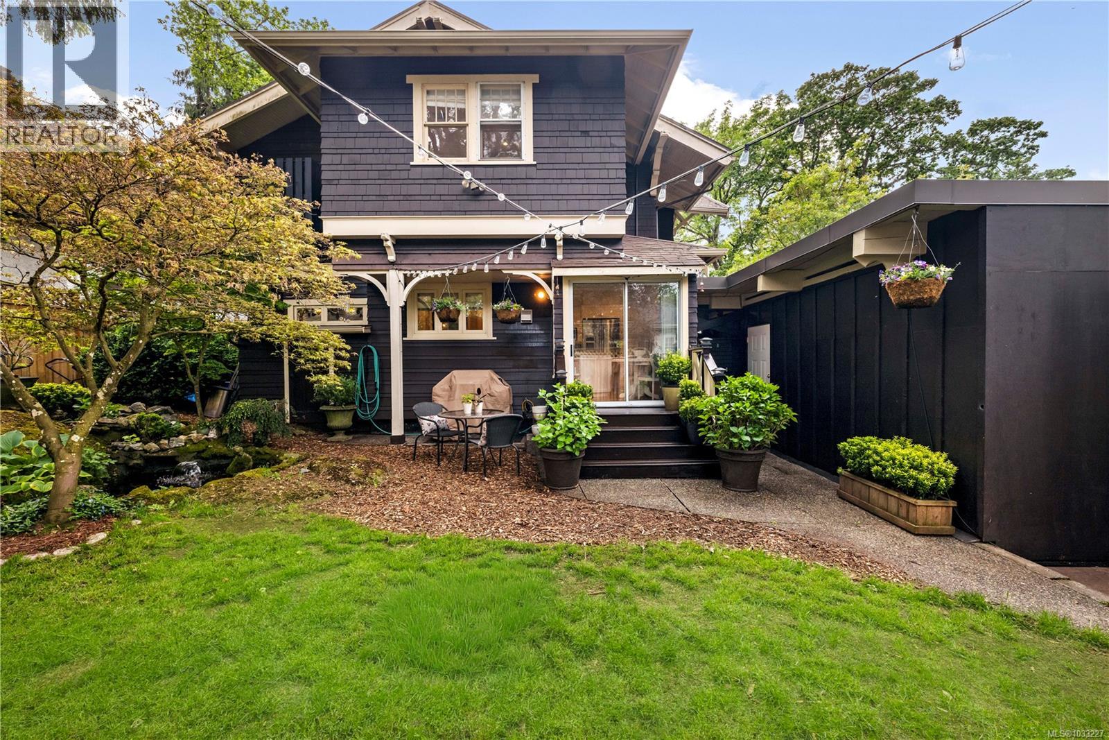 1069 Joan Cres - 45