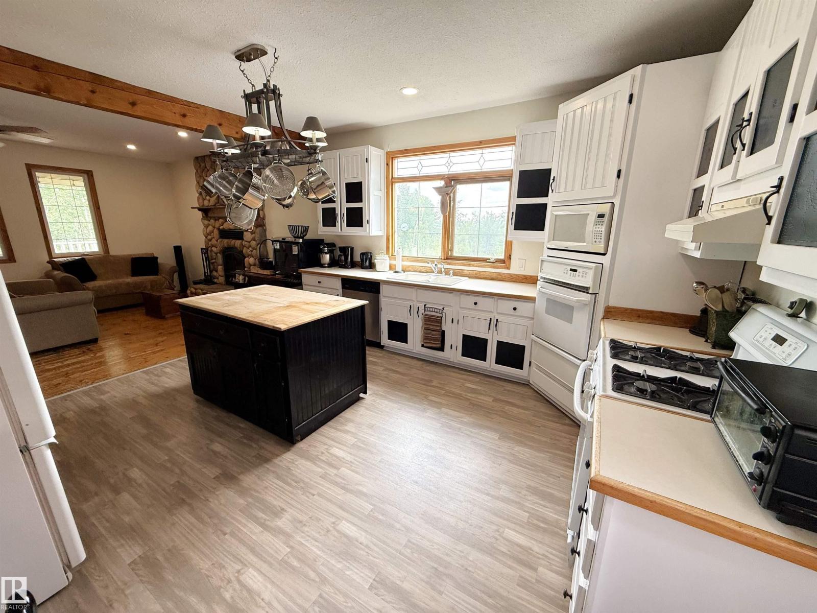 2544 HWY 770 - 15