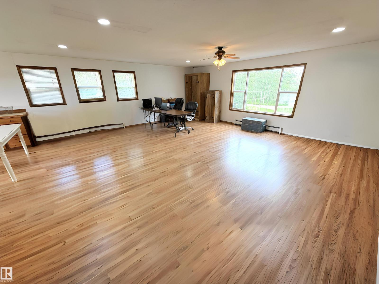2544 HWY 770 - 40