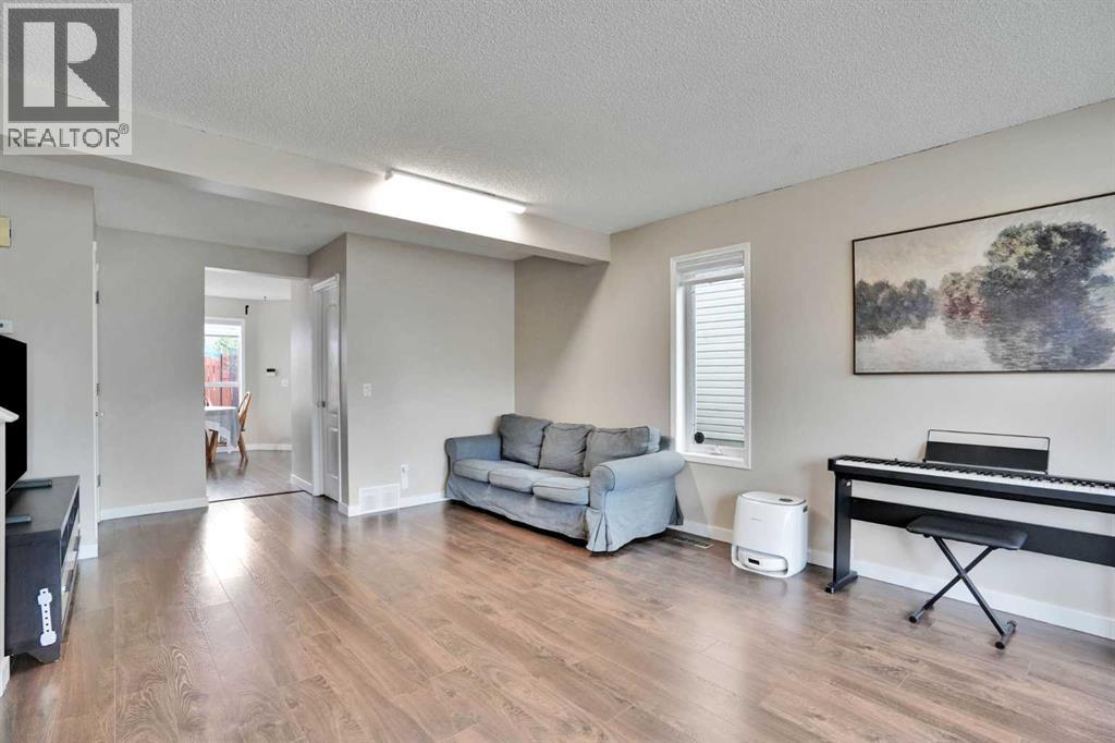 67 Somervale Drive SW — photo 6