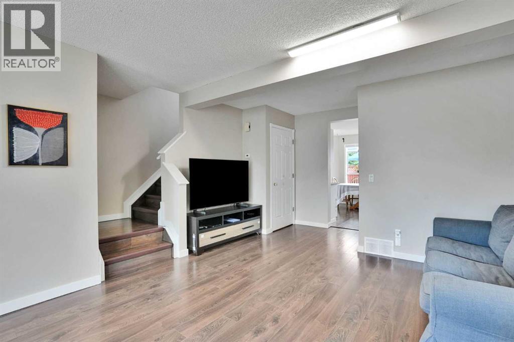 67 Somervale Drive SW - photo 5