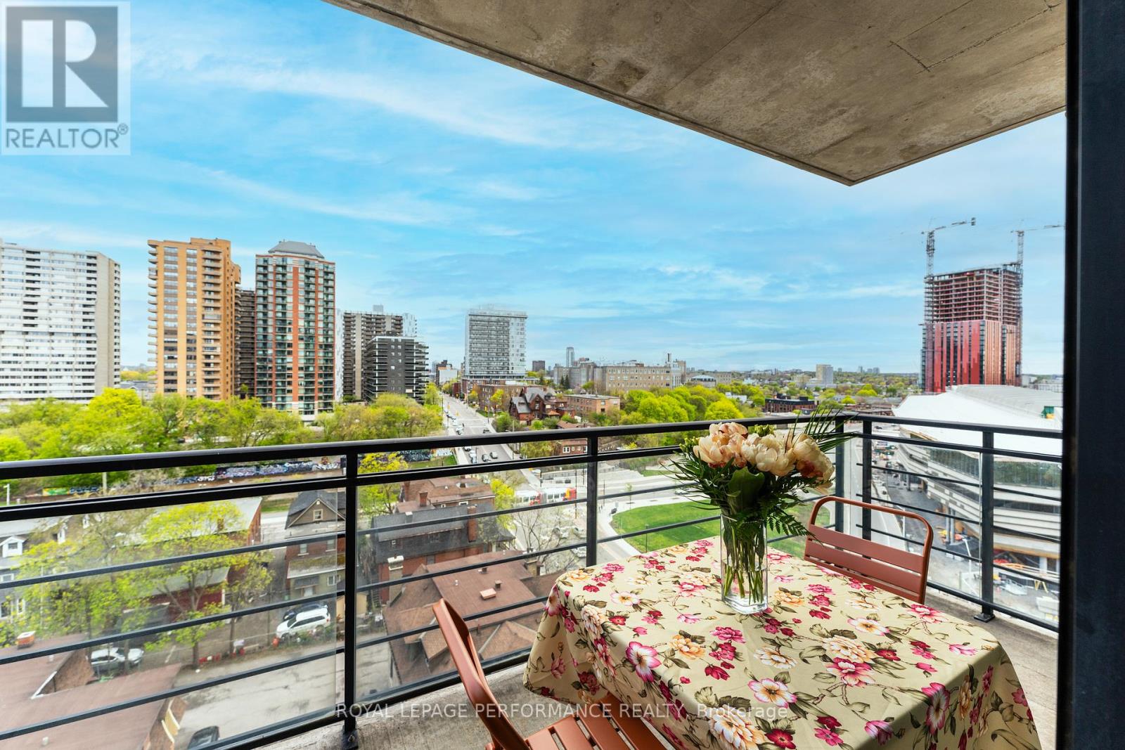 #1006 95 BRONSON AVENUE - 19