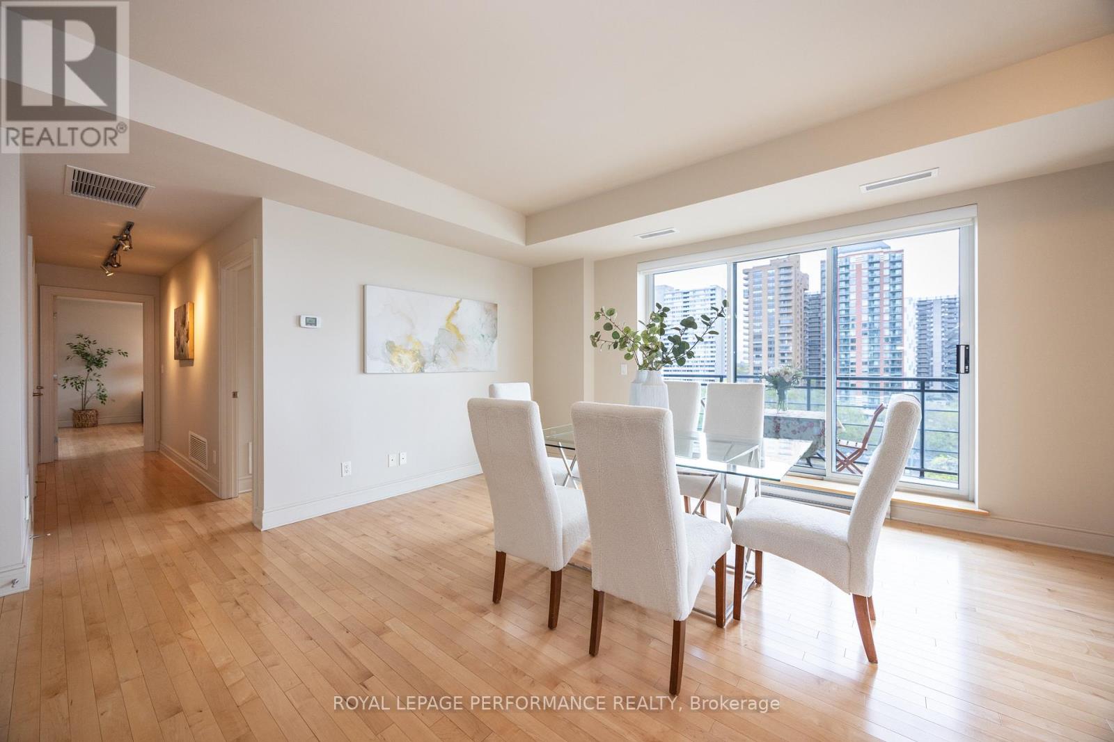 #1006 95 BRONSON AVENUE - 4