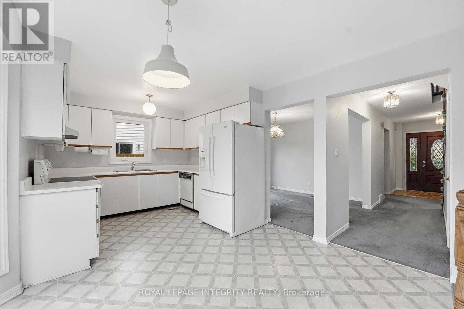 2133 LENESTER AVENUE - 16