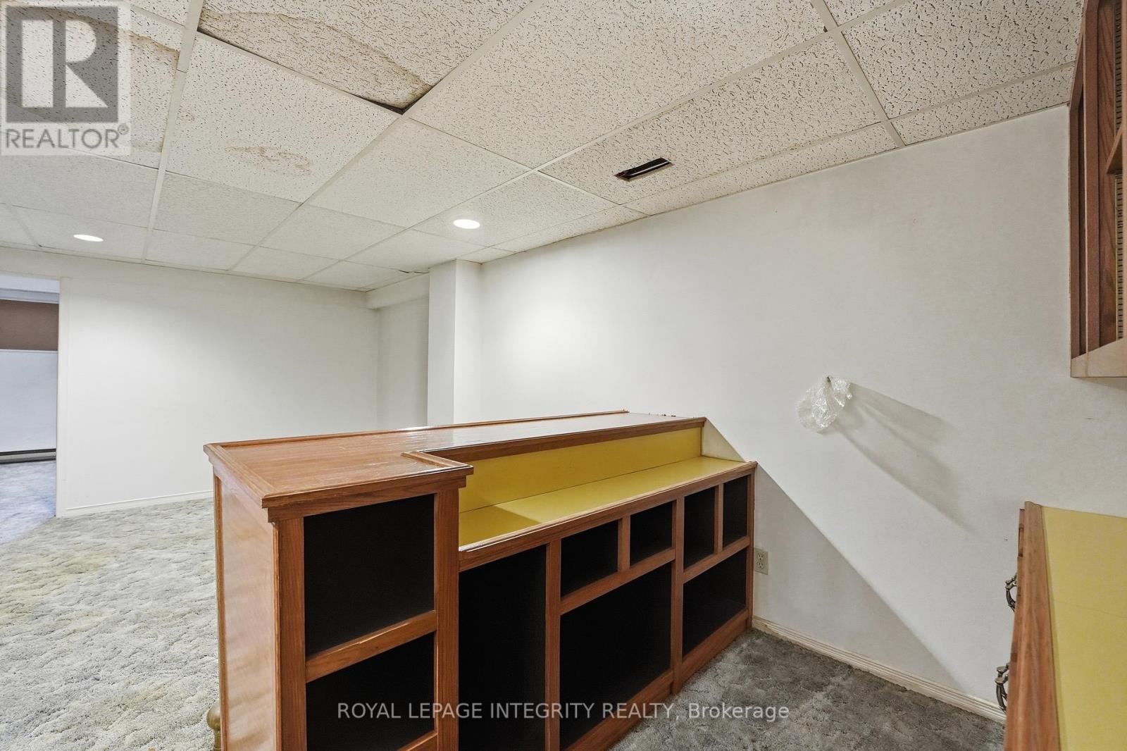 2133 LENESTER AVENUE - 38