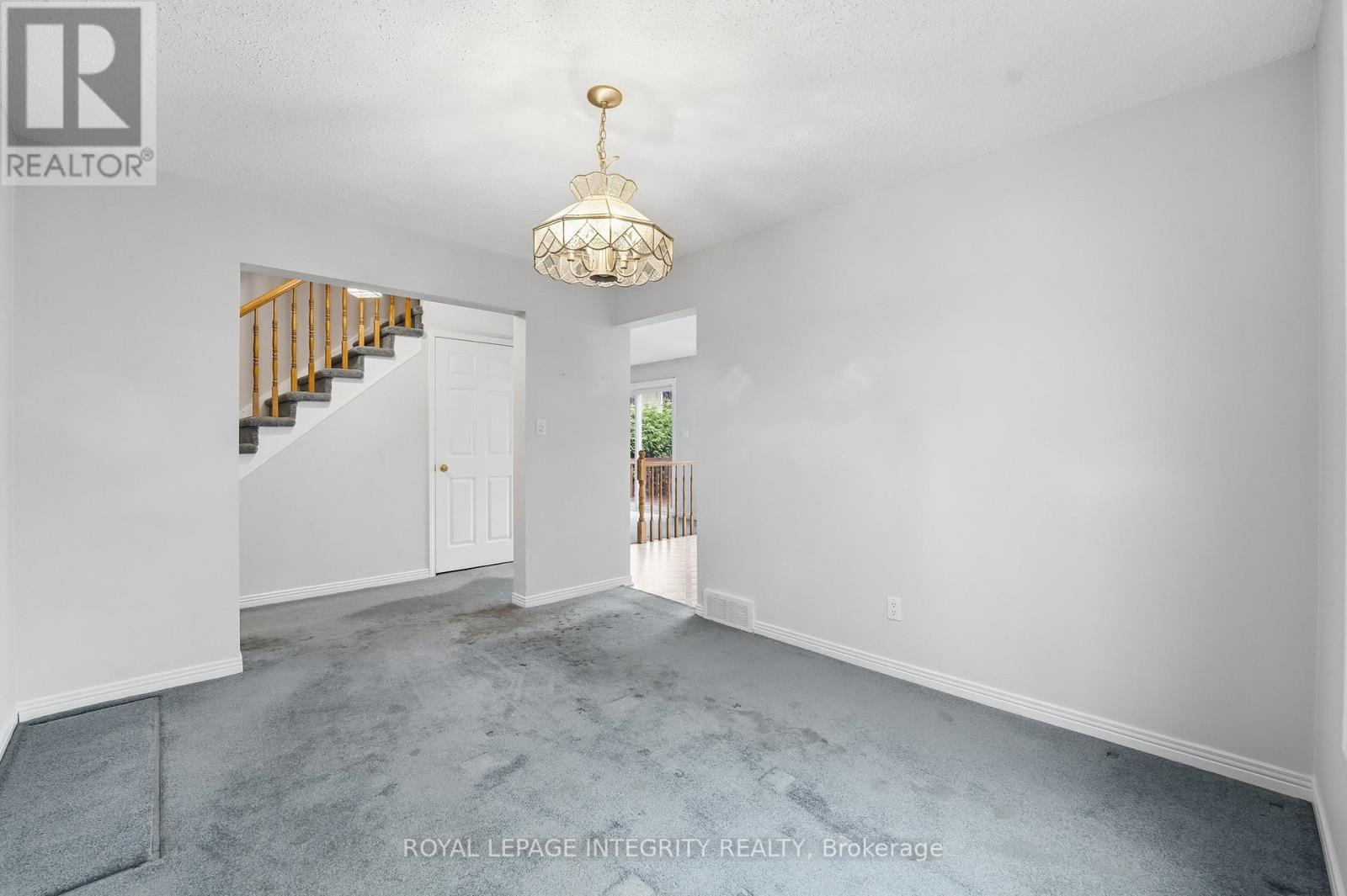 2133 LENESTER AVENUE - 9