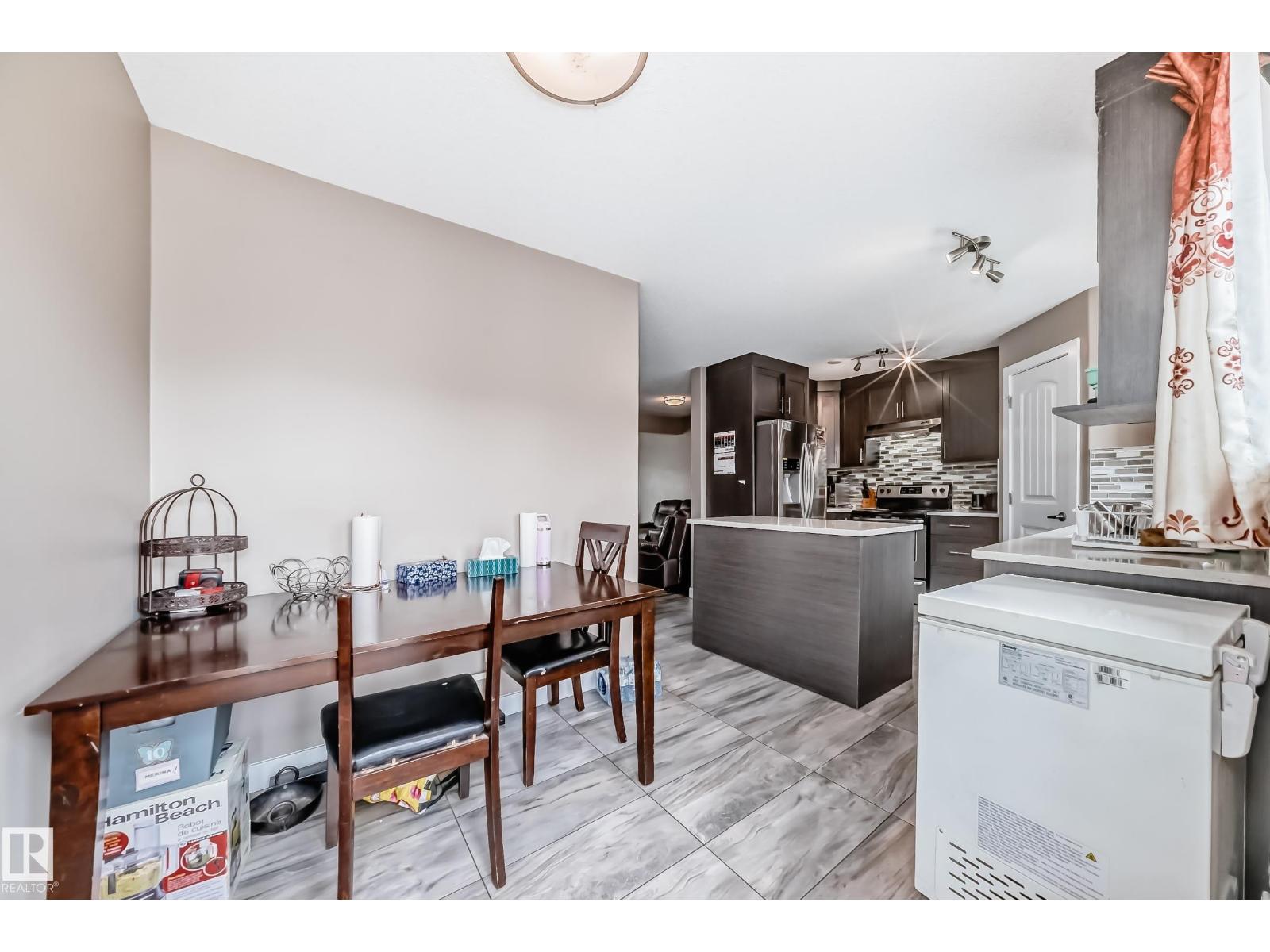 #1 12833 123 ST NW - 11