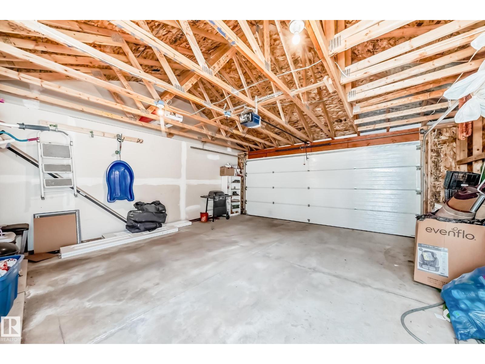 #1 12833 123 ST NW - 37