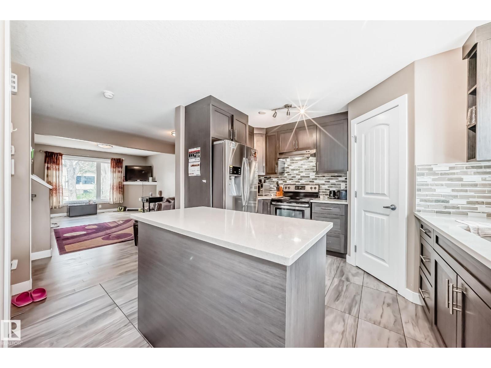 #1 12833 123 ST NW - 4
