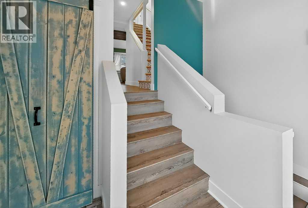 7704 23 Avenue - 4