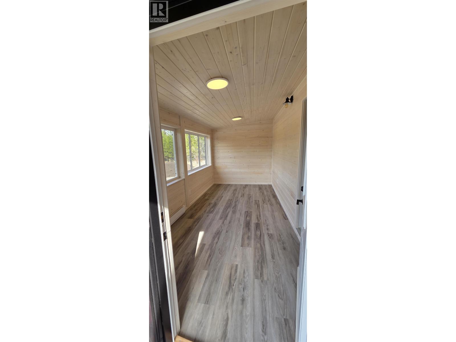 7058 93 MILE LOOP ROAD - 26