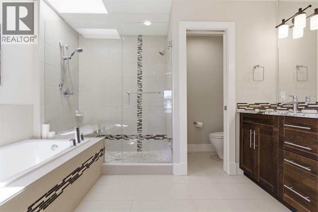 2005 9 Street NW - 33