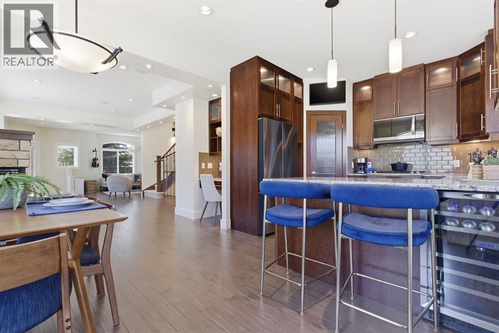 2005 9 Street NW - 16