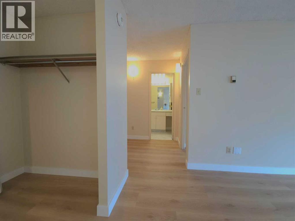 #504 221 6 Avenue SE - 16