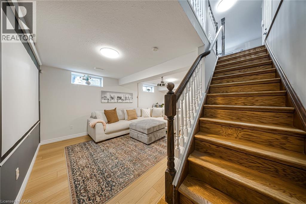 18 MOUNTAIN MINT Crescent, Kitchener, Ontario, N2E3R4 — Photo 24