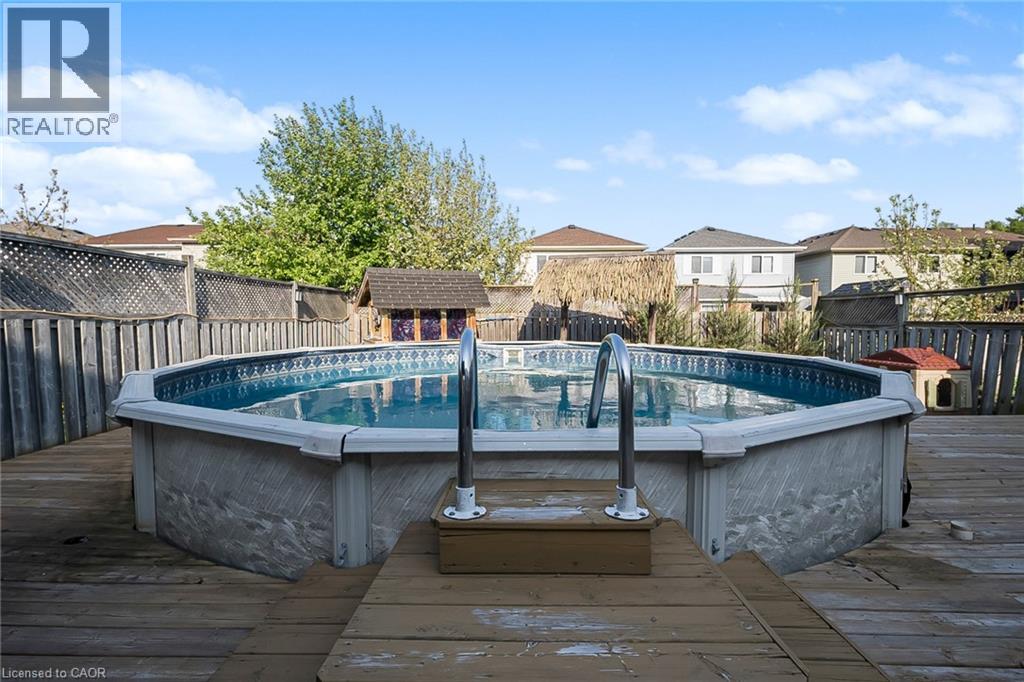 18 MOUNTAIN MINT Crescent, Kitchener, Ontario, N2E3R4 — Photo 31